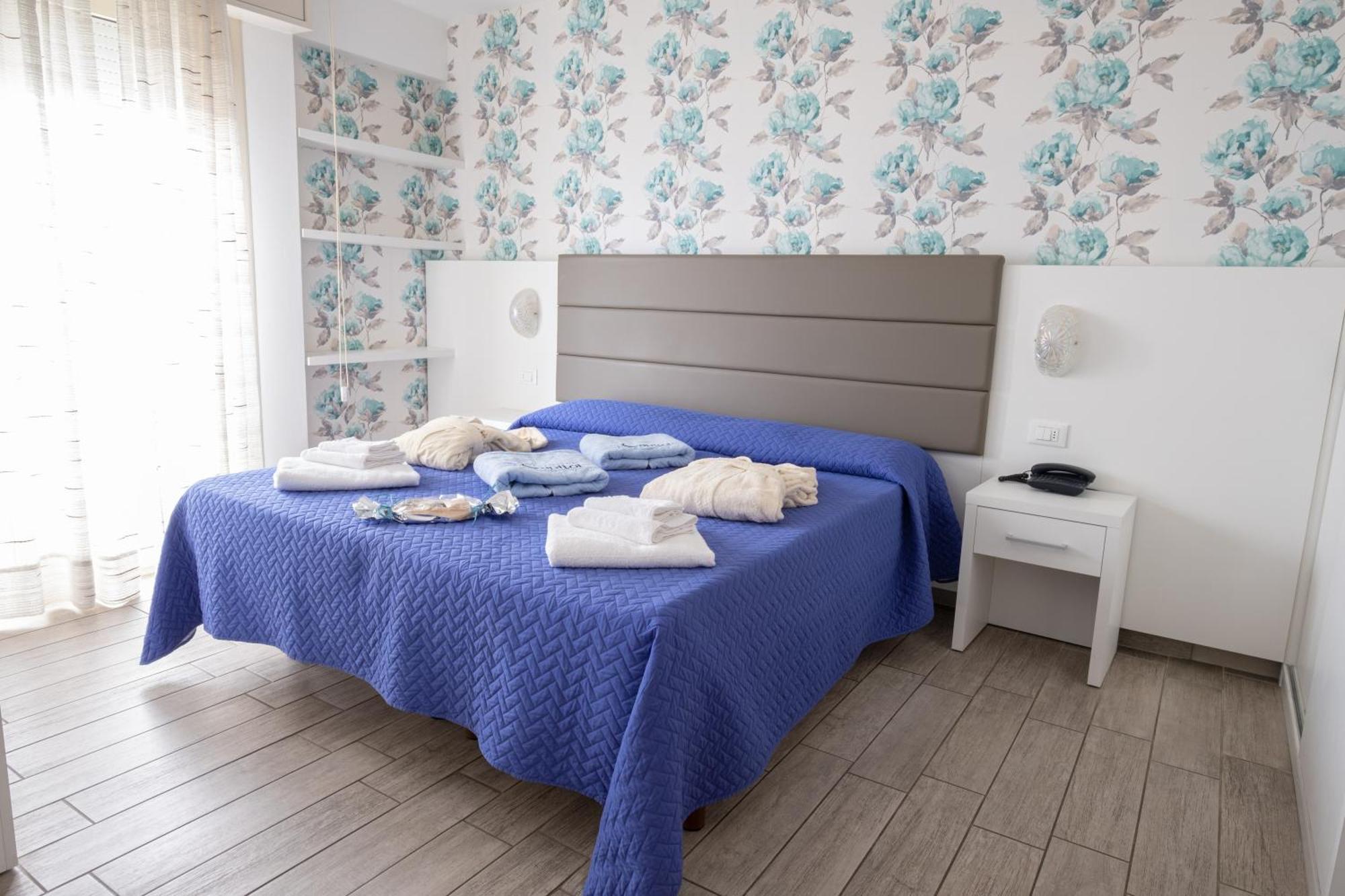 Hotel Capitol Gatteo a Mare Dış mekan fotoğraf